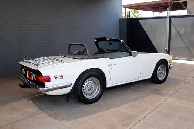 1976 Triumph TR-6 Roadster - photo 9