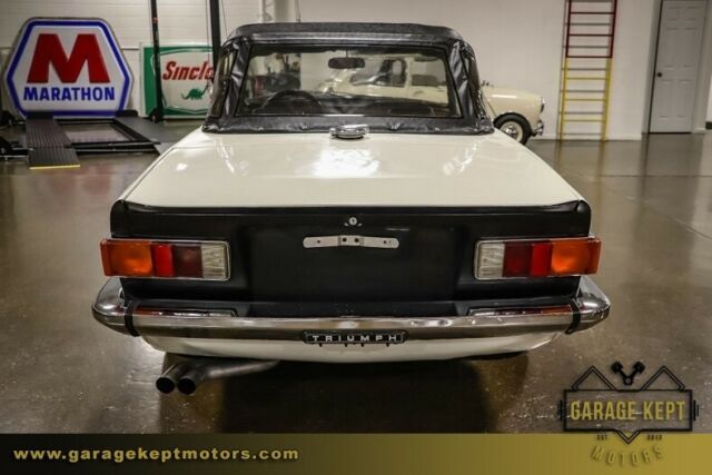 1976 Triumph TR-6 -- - photo 12