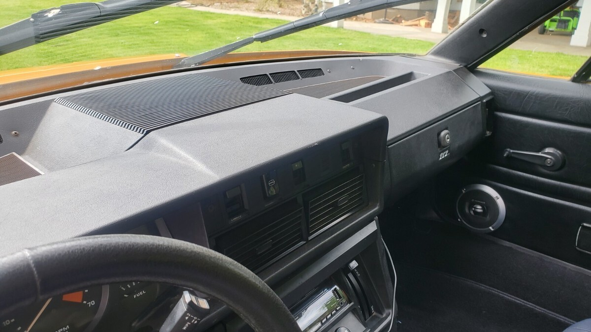 1976 Triumph Other w/ 5 Speed Trans / Hard Top Coupe - photo 4