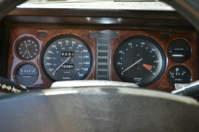 1976 Triumph TR7 OEM cloth - photo 10