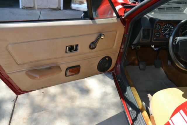 1976 Triumph TR7 OEM cloth - photo 8