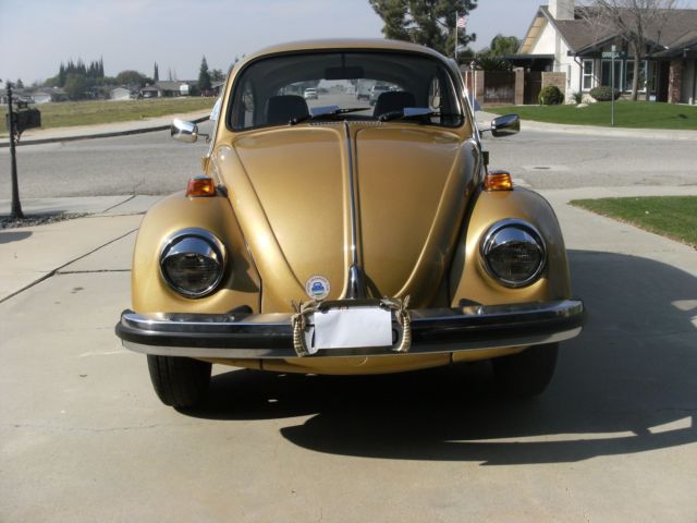 1976 Volkswagen Beetle - Classic Vegas Gold - photo 3