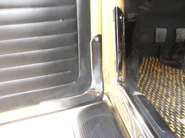 1976 Volkswagen Beetle - Classic Vegas Gold - photo 5