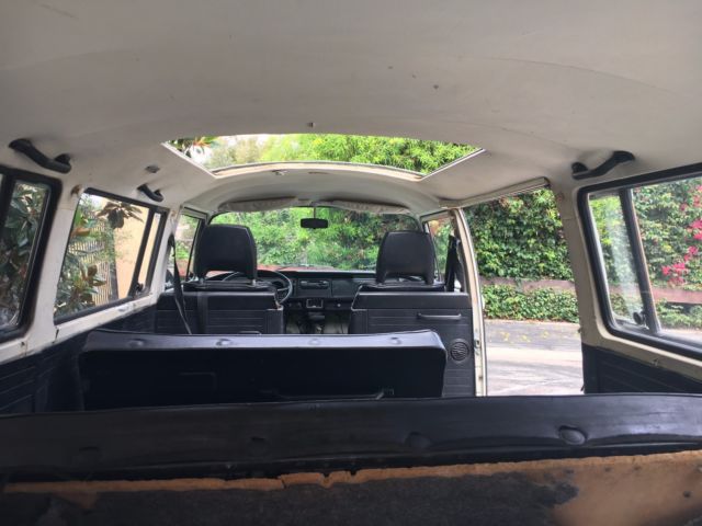 1976 Volkswagen Bus/Vanagon - RARE SUNROOF - ORIGINAL OWNER - NEW PAINT - photo 11