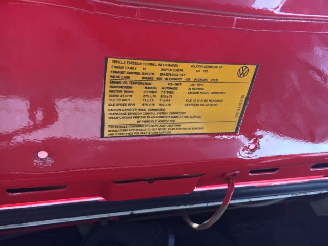 1976 Volkswagen Bus/Vanagon - RARE SUNROOF - ORIGINAL OWNER - NEW PAINT - photo 8