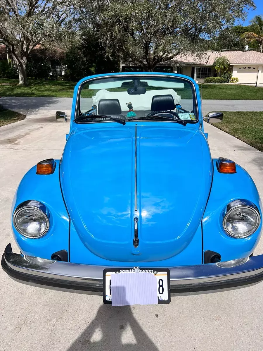 1976 Volkswagen Super Beetle Blue RWD Manual cabriolet 1976 Volkswagen Super Beetle cabriolet