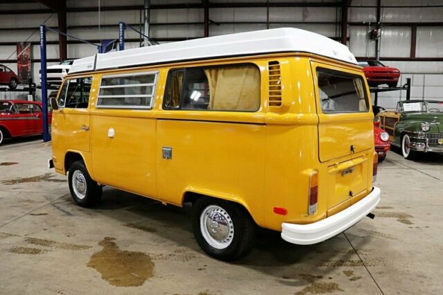 1976 Volkswagen Bus/Vanagon -- - photo 3