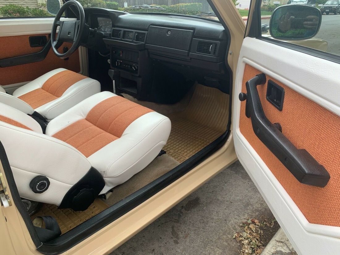 1976 Volvo 240 - photo 13