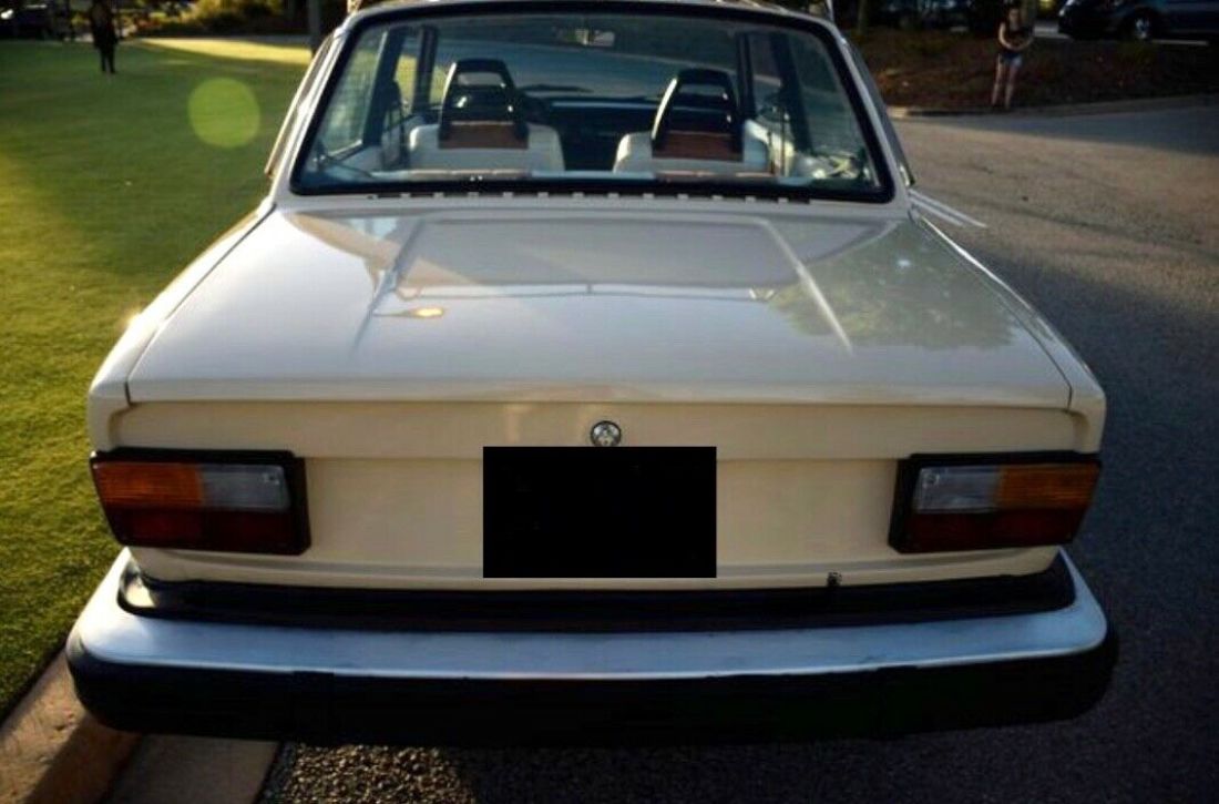 1976 Volvo 240 - photo 4
