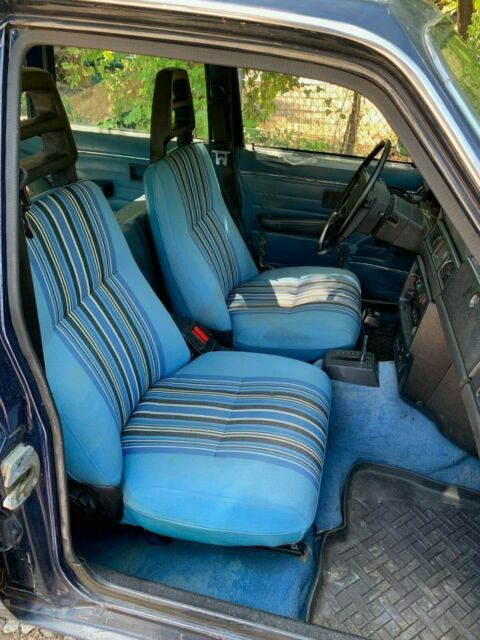 1976 Volvo 240 - photo 2