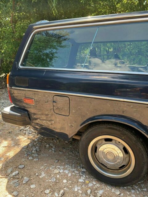 1976 Volvo 240 - photo 9