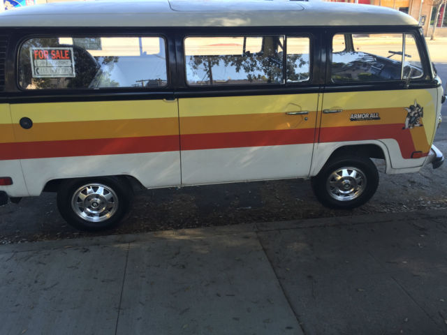 1976 Volkswagen Bus/Vanagon TRANSPORTER TYPE II - photo 10