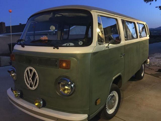 1976 VW VOLKSWAGEN BUS TRANSPORTER KOMBI SWEET HIPPIE VAN VINTAGE SURF 76 1976 Volkswagen Bus/Vanagon