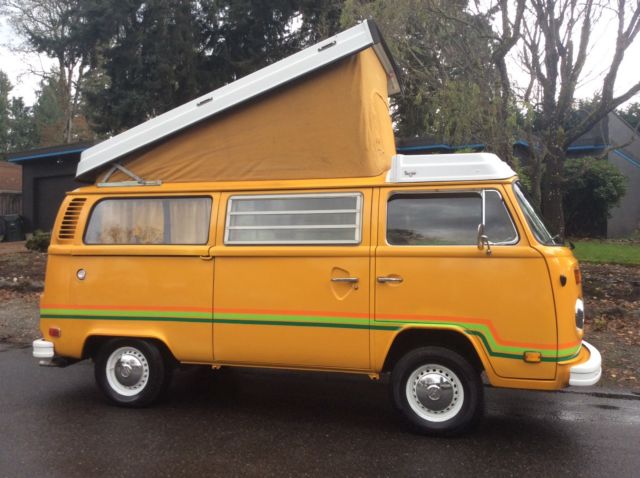 1976 Volkswagen Bus/Vanagon Westfalia Full Camper with Pop-Top - photo 2