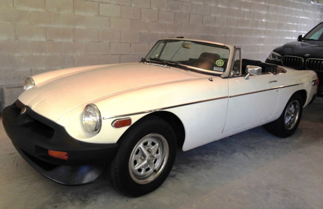 1976 MG MGB - photo 2