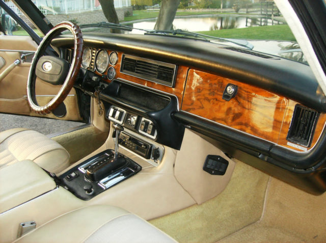 1976 Jaguar XJ12 XJ12L - photo 11