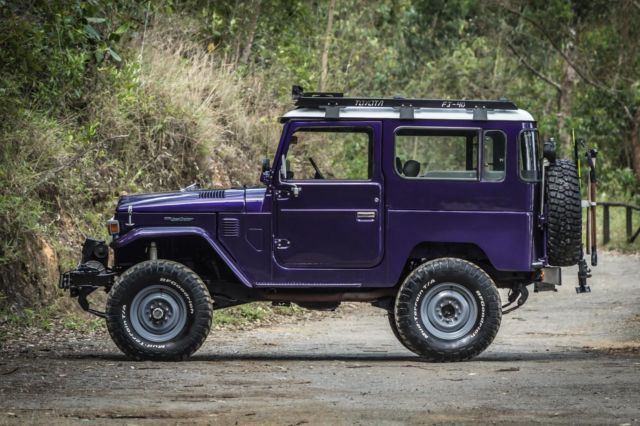 1982 Toyota FJ40 Land Cruiser -- - photo 4