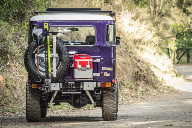 1982 Toyota FJ40 Land Cruiser -- - photo 6