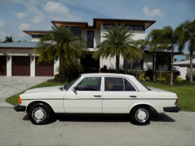 1977 300 D 2 owner car Only 56 k miles Showroom condition highly detailed 1977 Mercedes-Benz 300-Series 300 D