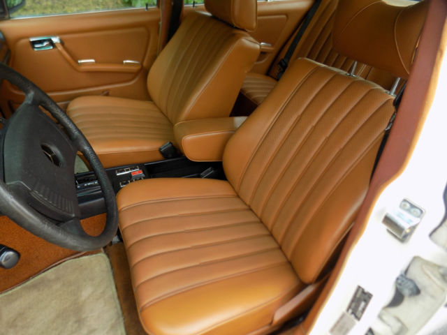 1977 Mercedes-Benz 300-Series 300 D - photo 12