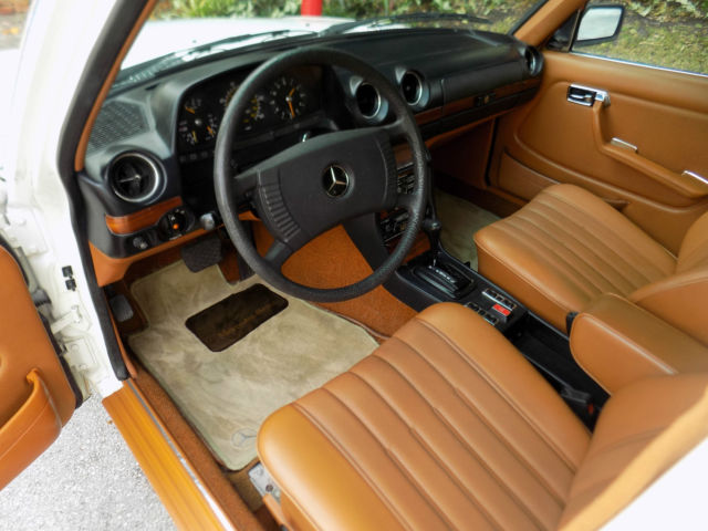 1977 Mercedes-Benz 300-Series 300 D - photo 13