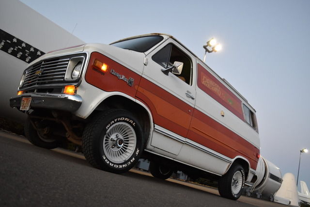1977 77 CHEVROLET CHEVY VAN G20 SHORT SHORTY HIPPY TRICK CUSTOM VINTAGE RETRO 70 1977 Chevrolet G20 Van RUST FREE WEST COAST SHORTY HIPPIE VAN