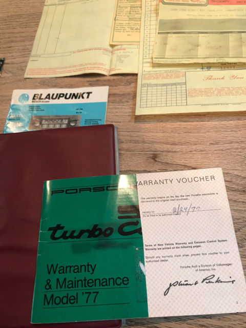 1977 Porsche 911 49k Time-Capsule, original paint, books - photo 4