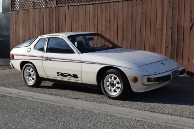 1977 Porsche 924 Hatchback - photo 7