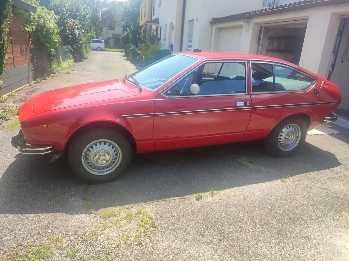 1977 Alfa Romeo Alfetta 2.0L inline-4, Manual, Rare GTV, - photo 3