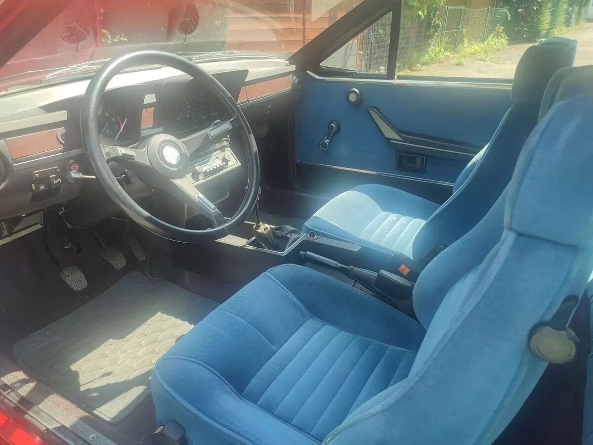 1977 Alfa Romeo Alfetta 2.0L inline-4, Manual, Rare GTV, - photo 7