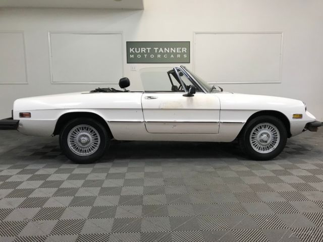 1977 Alfa Romeo Spider 5-SPEED. ALLOYS. 2.0 LITER FUEL INJECTION. - photo 5