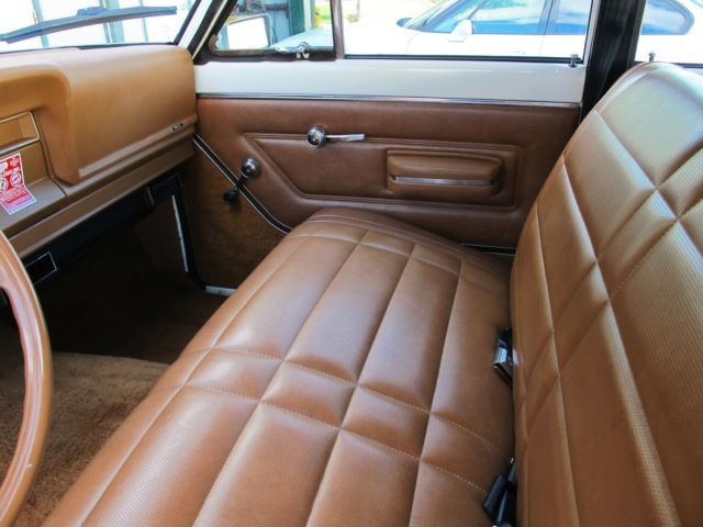 1977 Jeep Wagoneer - photo 12