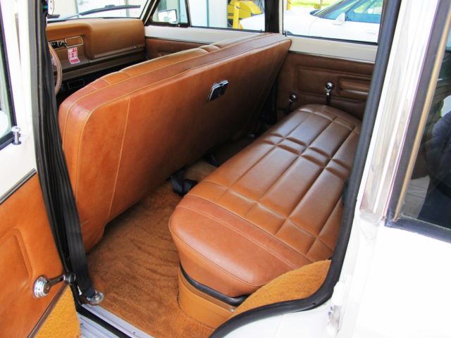 1977 Jeep Wagoneer - photo 13