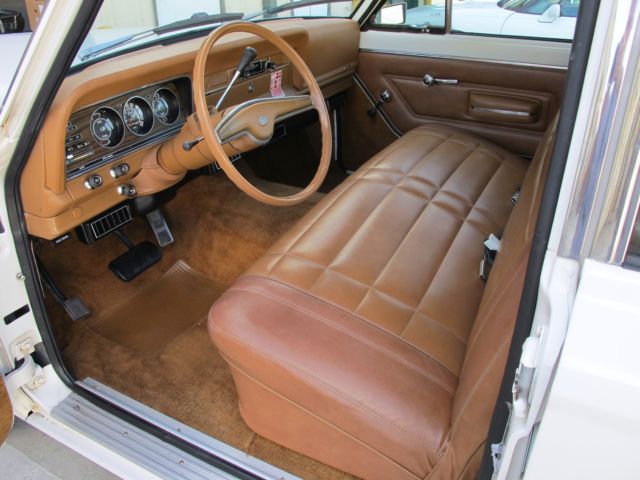 1977 Jeep Wagoneer - photo 9
