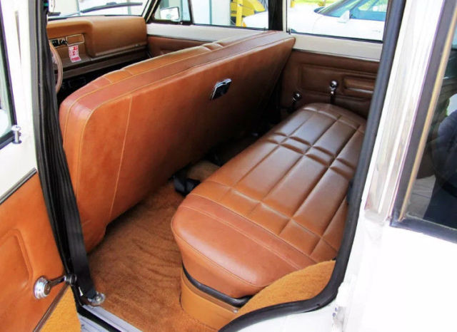 1977 Jeep Wagoneer - photo 10