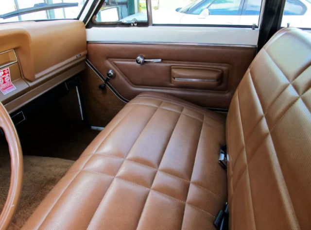 1977 Jeep Wagoneer - photo 9