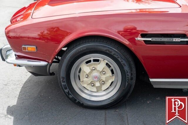 1977 Aston Martin Vantage Series III Sport Saloon - photo 8