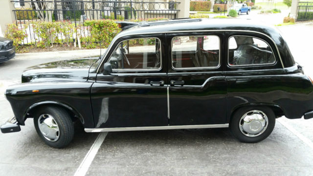 1977 Austin FX4 - photo 2