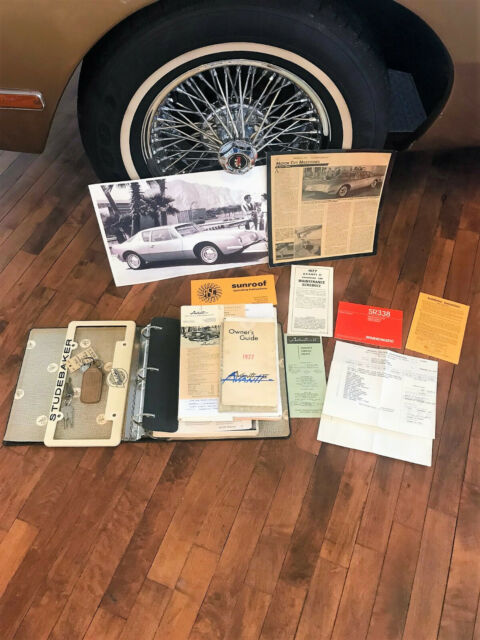 1977 Studebaker Avanti - photo 12