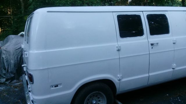 1977 Dodge Ram Van - photo 3