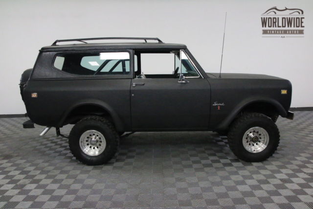 1977 International Harvester Scout RESTORED. 304 V8 A/C! P/S. P/B CONVERTIBLE! - photo 8