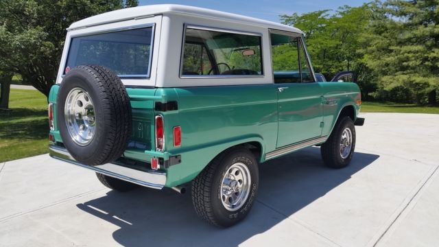 1977 Ford Bronco - photo 2