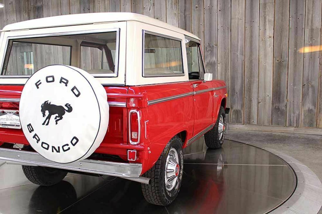 1977 Ford Bronco Numbers Match 302 V8 Restored Auto 4x4 Sport - photo 12