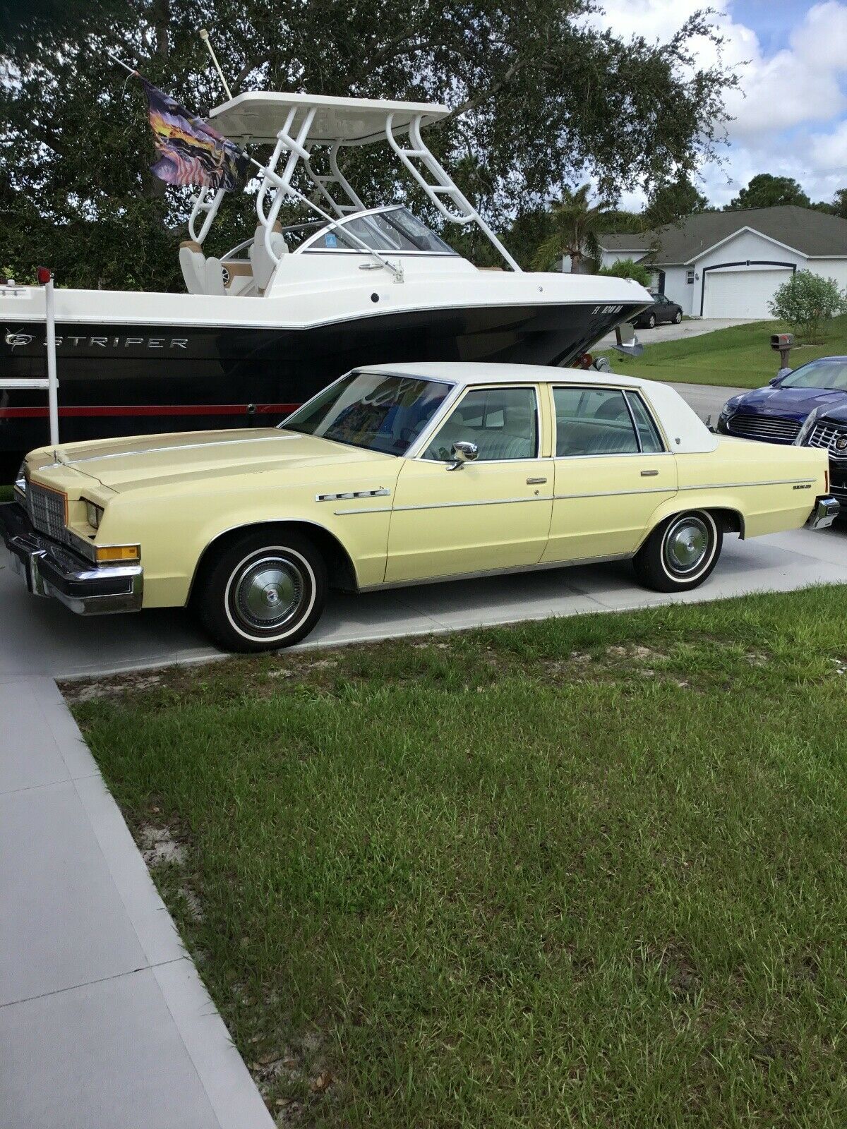 1977 Buick Electra 225 Sedan Yellow FWD Automatic 1977 Buick Electra 225