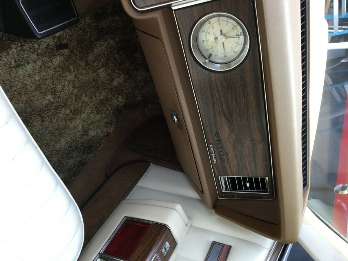 1977 Buick Electra 225 - photo 11