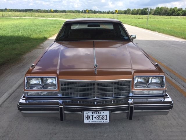 1977 Buick Electra - photo 2