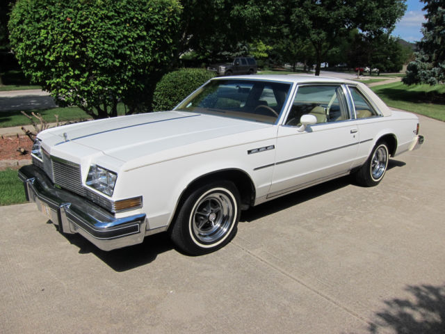 1977 Buick LeSabre Custom Coupe - photo 2