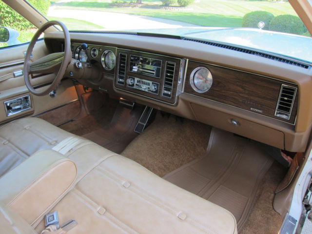1977 Buick LeSabre Custom Coupe - photo 9