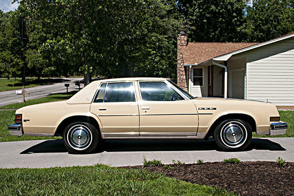 1977 Buick LeSabre - photo 2