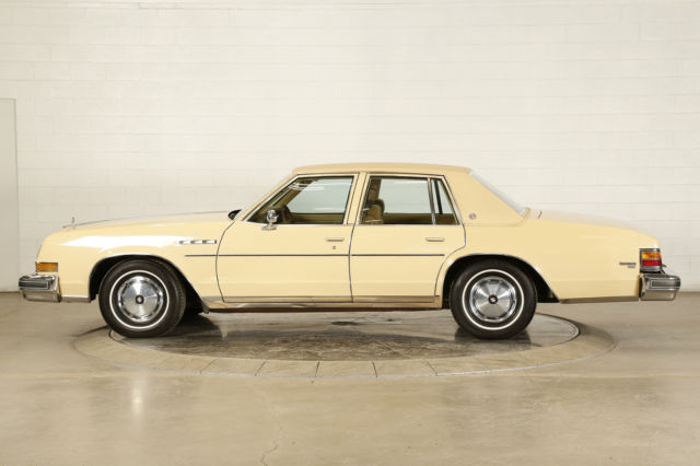 1977 Buick LeSabre - photo 3